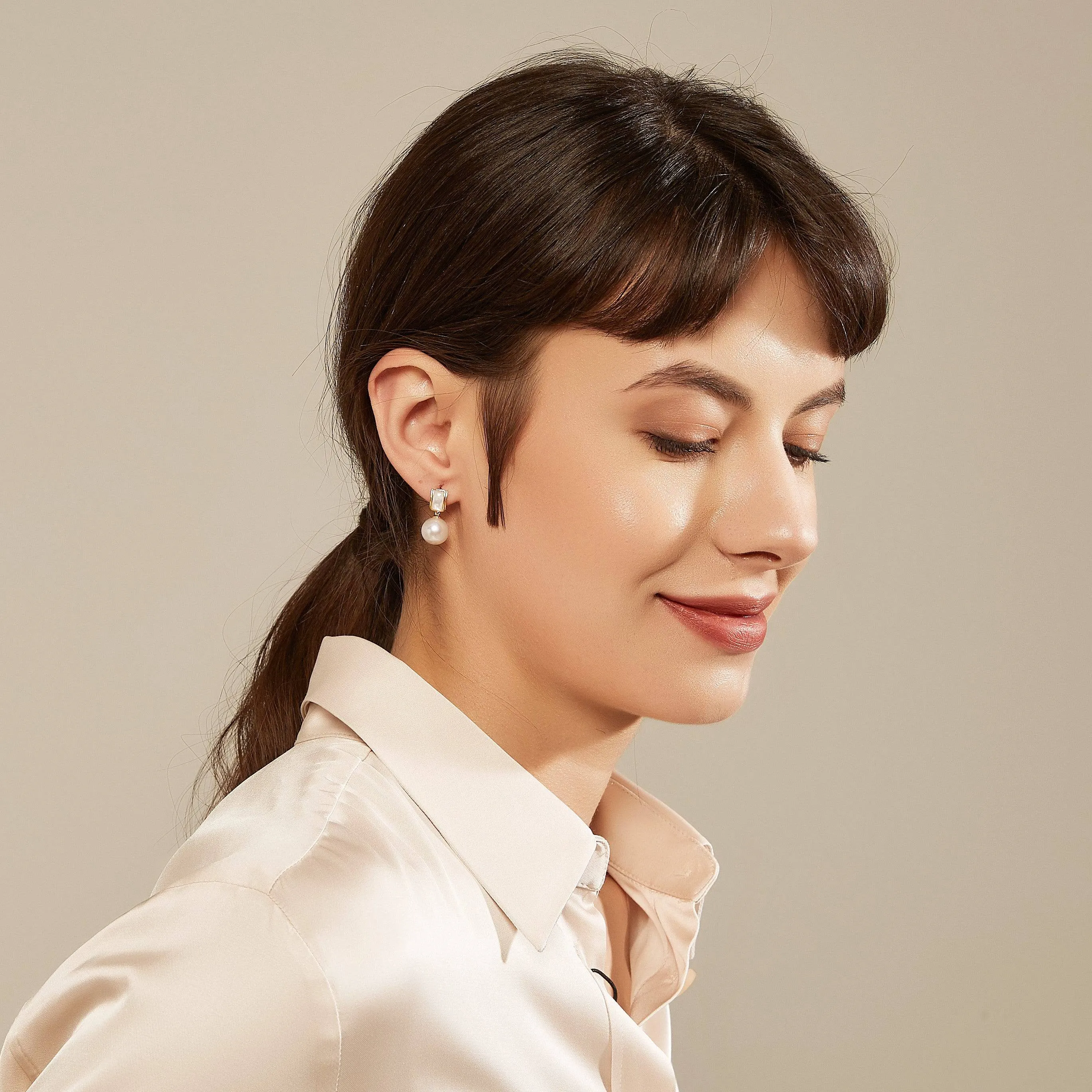 10-11mm Freshwater Pearl & Mother Of Pearls Earrings