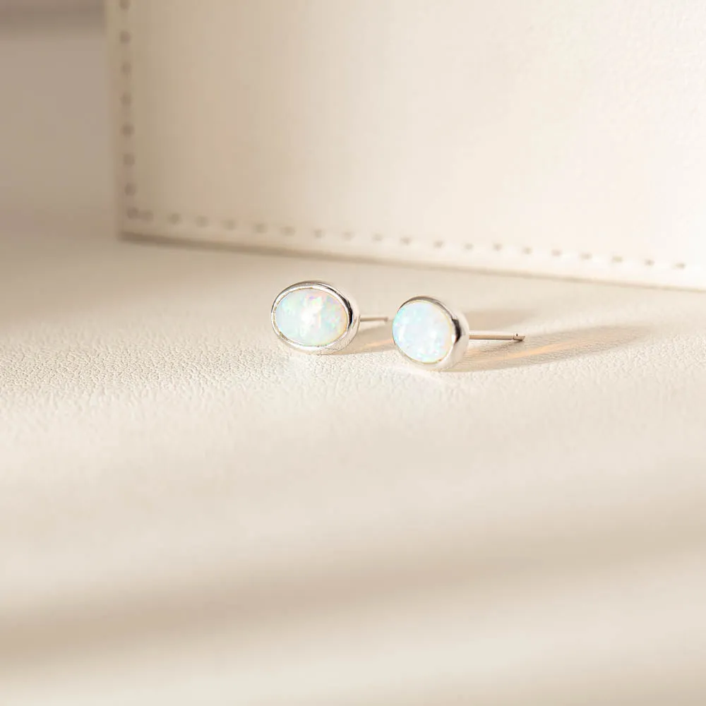 14ct White Gold Opal Stud Earrings