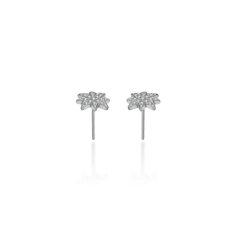 18k Gold Star Diamond Earring