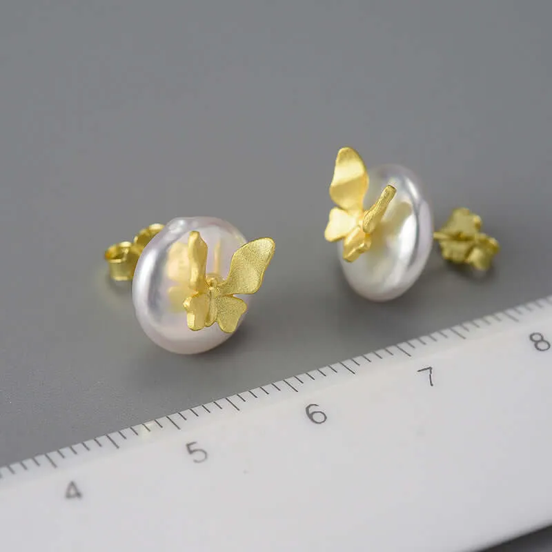 925 Silver Three-dimensional Butterfly Round Pearl Stud Earrings