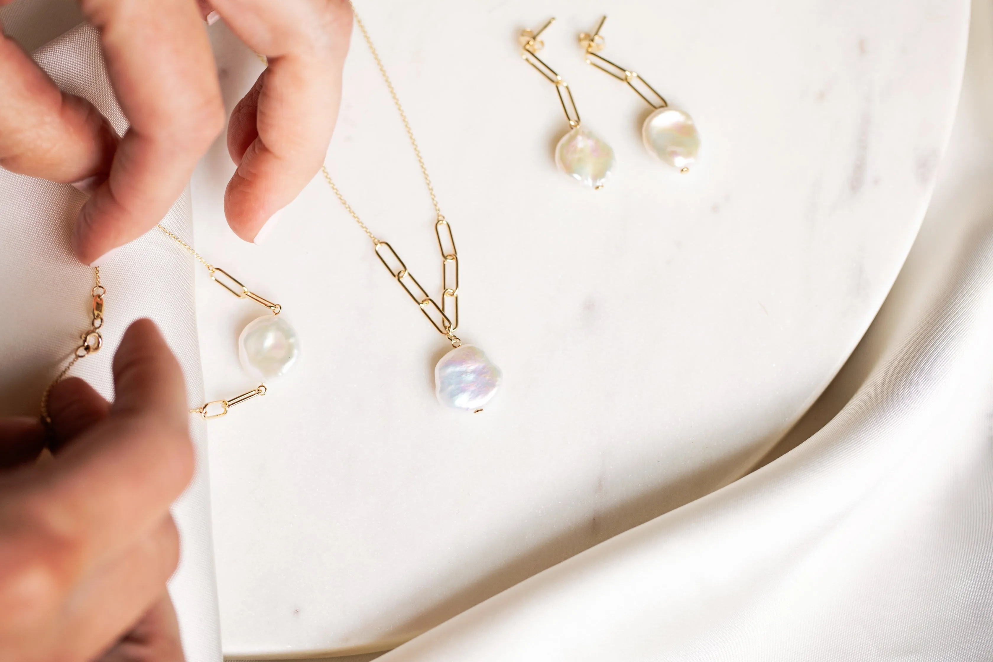 9kt Gold Keshi Pearl Drop Earrings