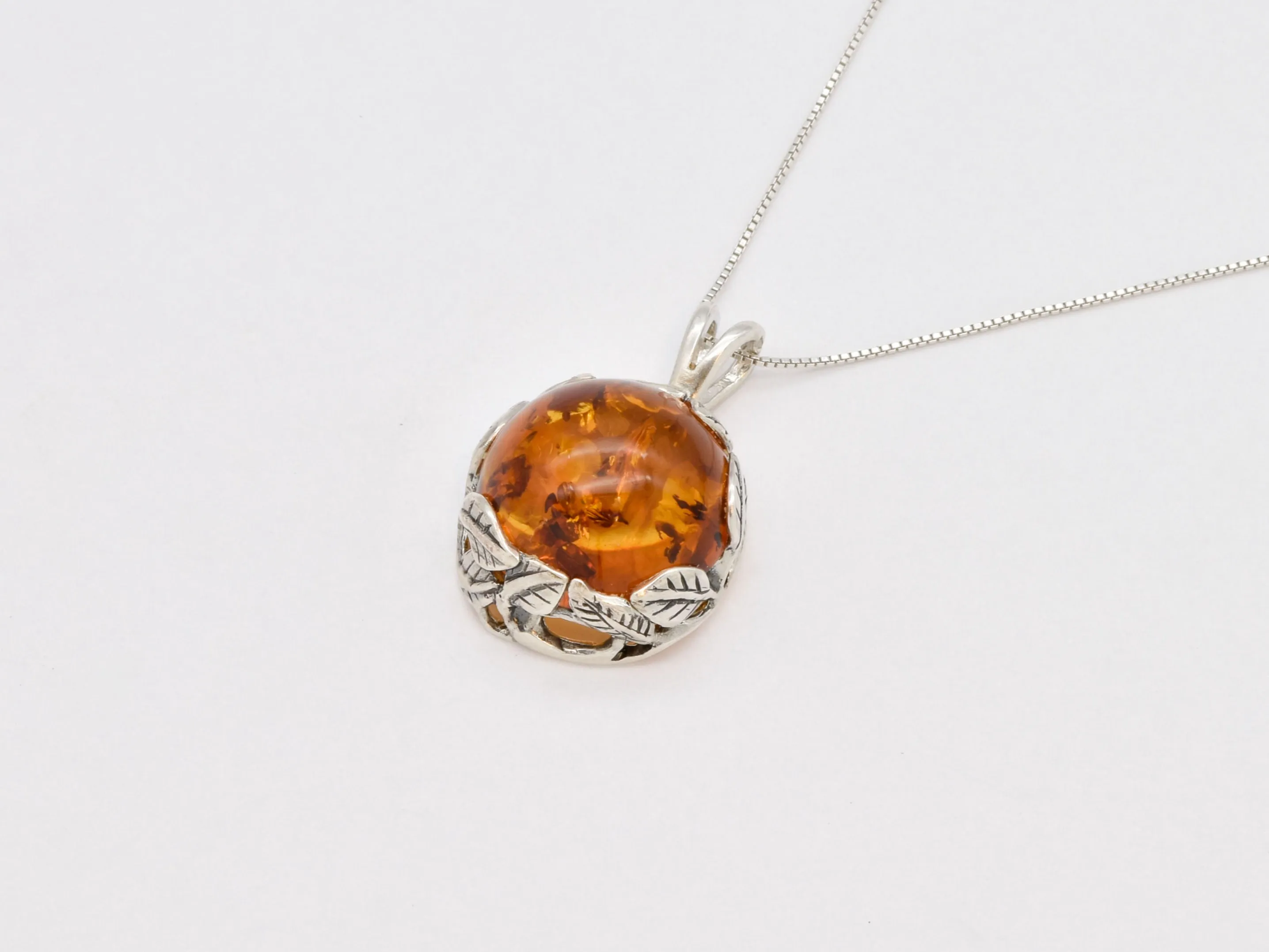 Amber Necklace - Leaf Amber Pendant - Round Statement Necklace