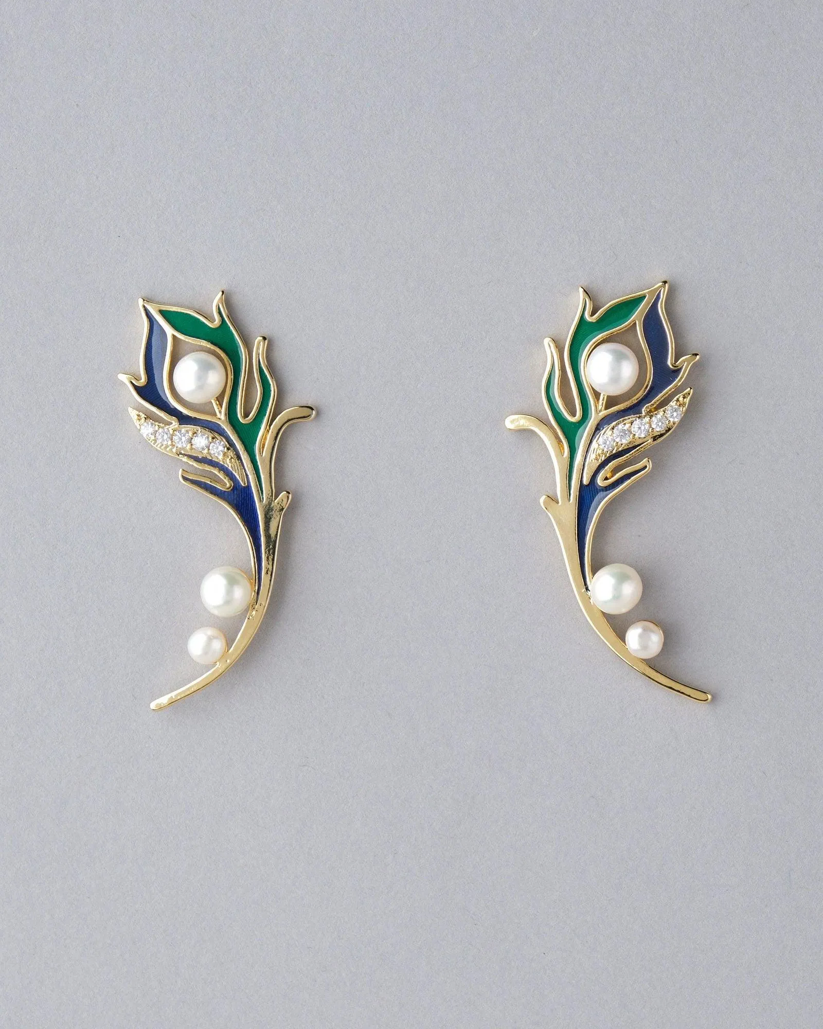 Beautiful Peacock Feather Stone & Pearl Earring