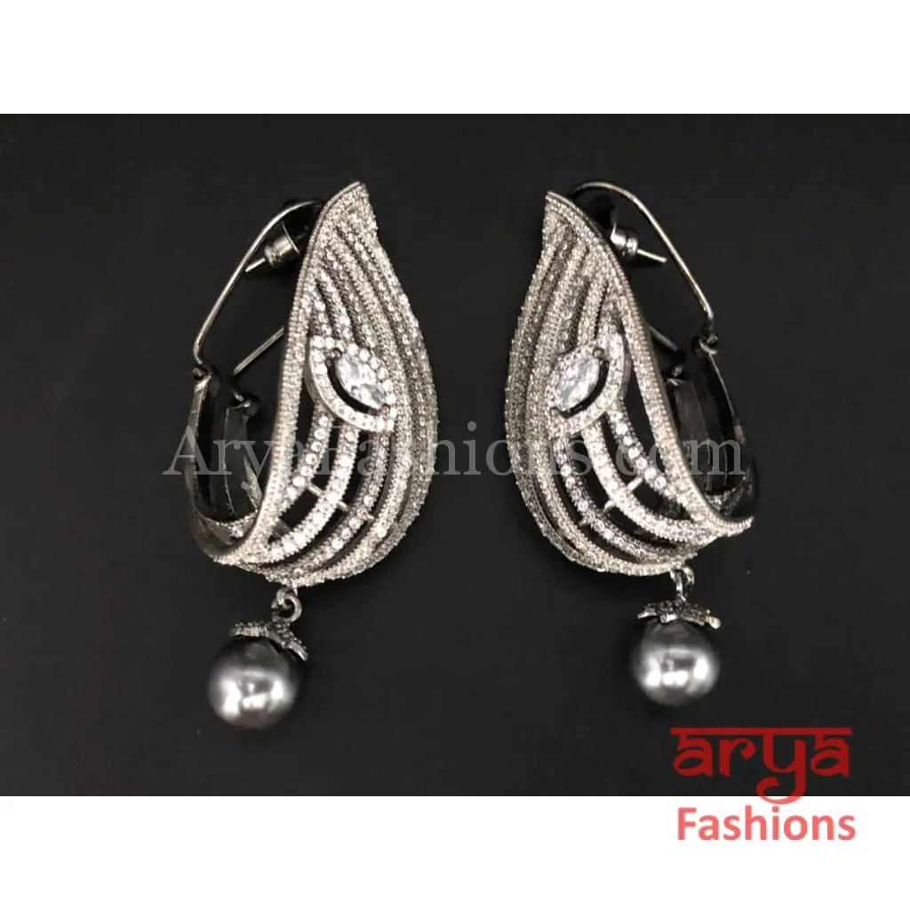 Cubic Zirconia Party earrings with Gray Pearls