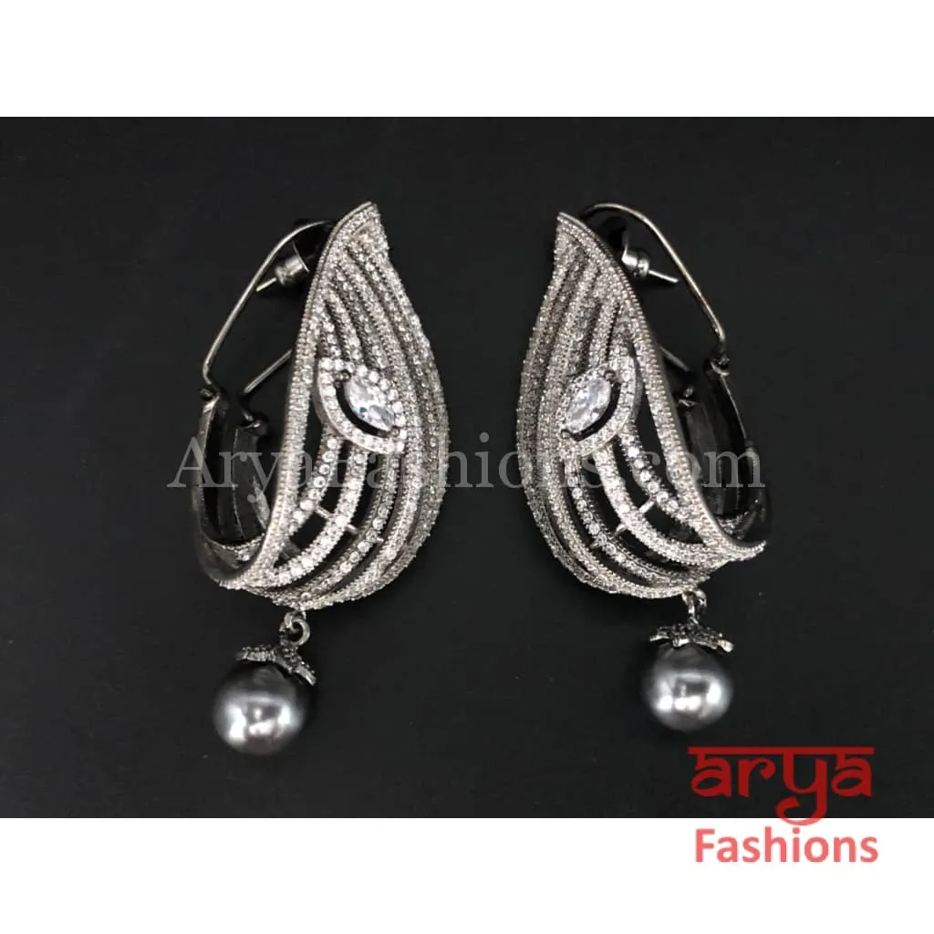 Cubic Zirconia Party earrings with Gray Pearls