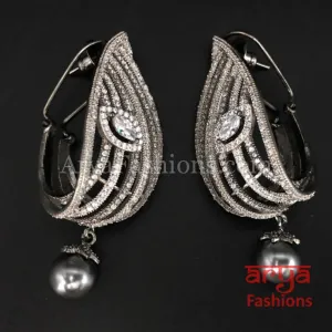 Cubic Zirconia Party earrings with Gray Pearls