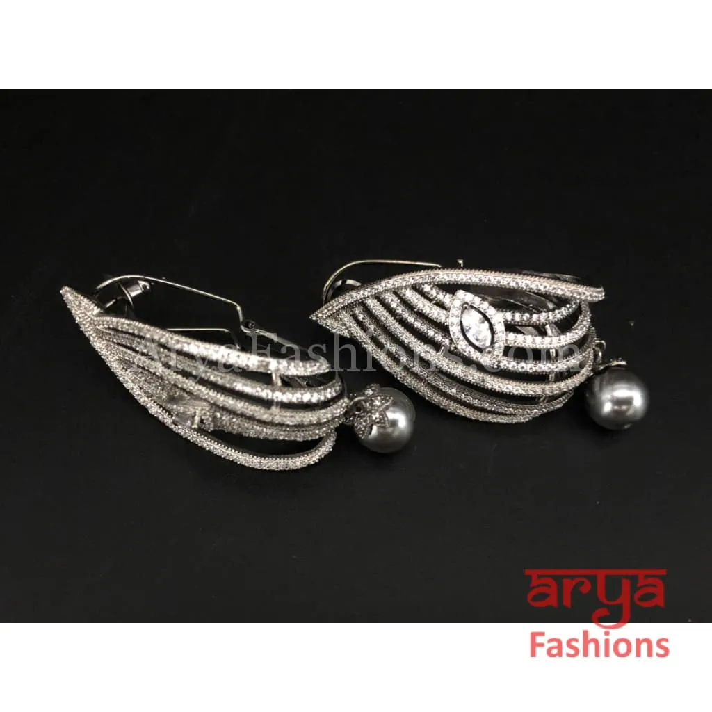 Cubic Zirconia Party earrings with Gray Pearls