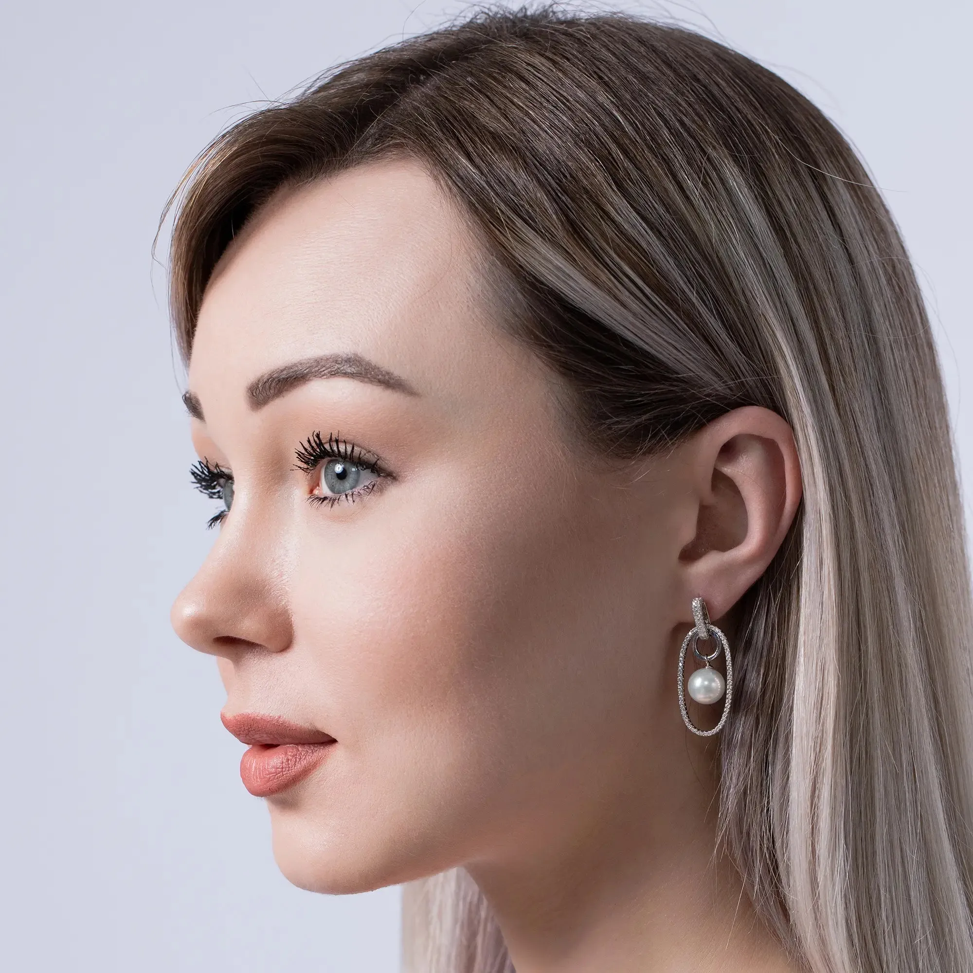 Ellipse Pearl Earrings