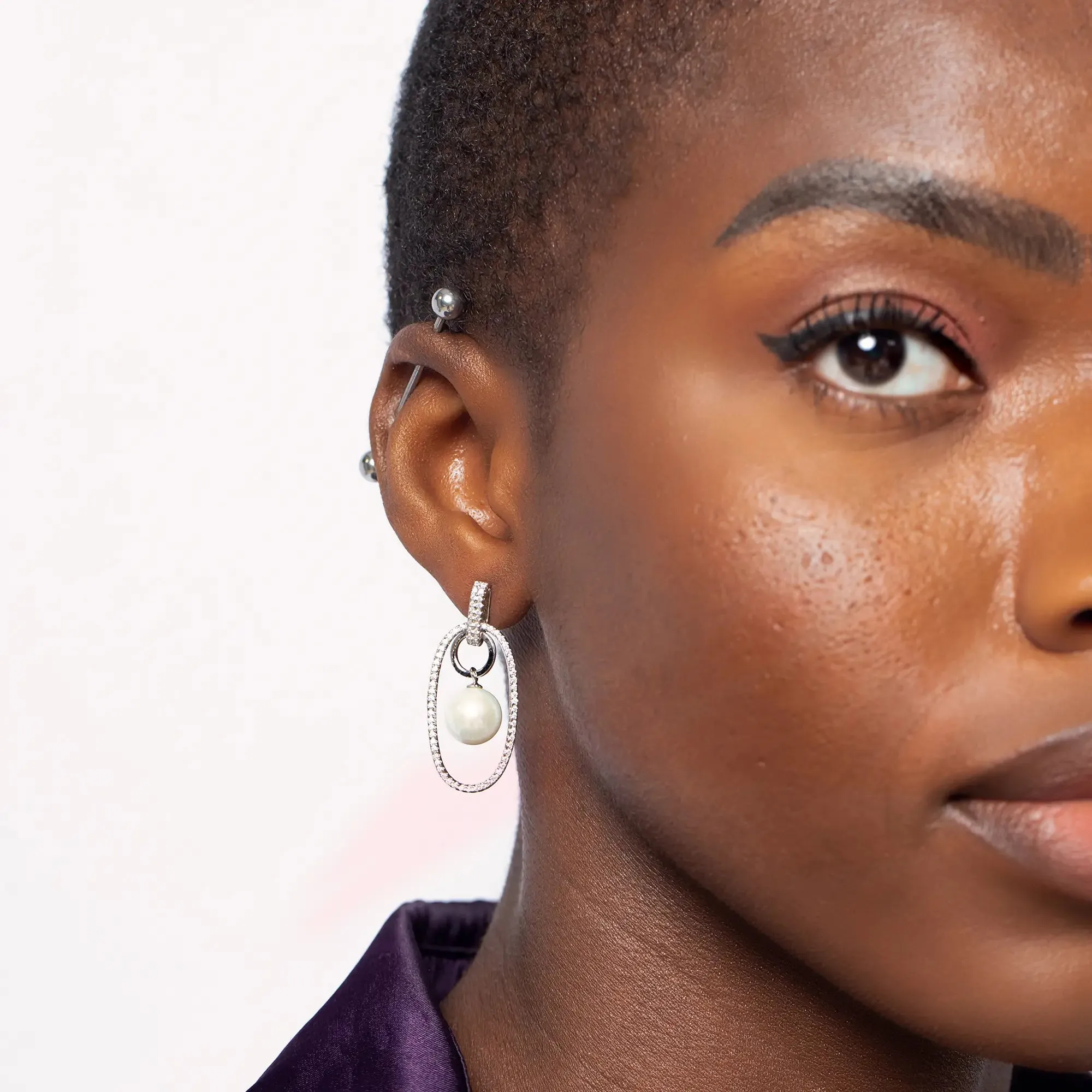 Ellipse Pearl Earrings