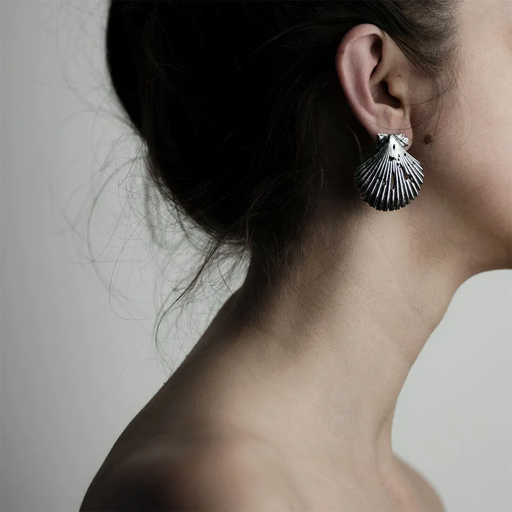 Irradian Shell earring
