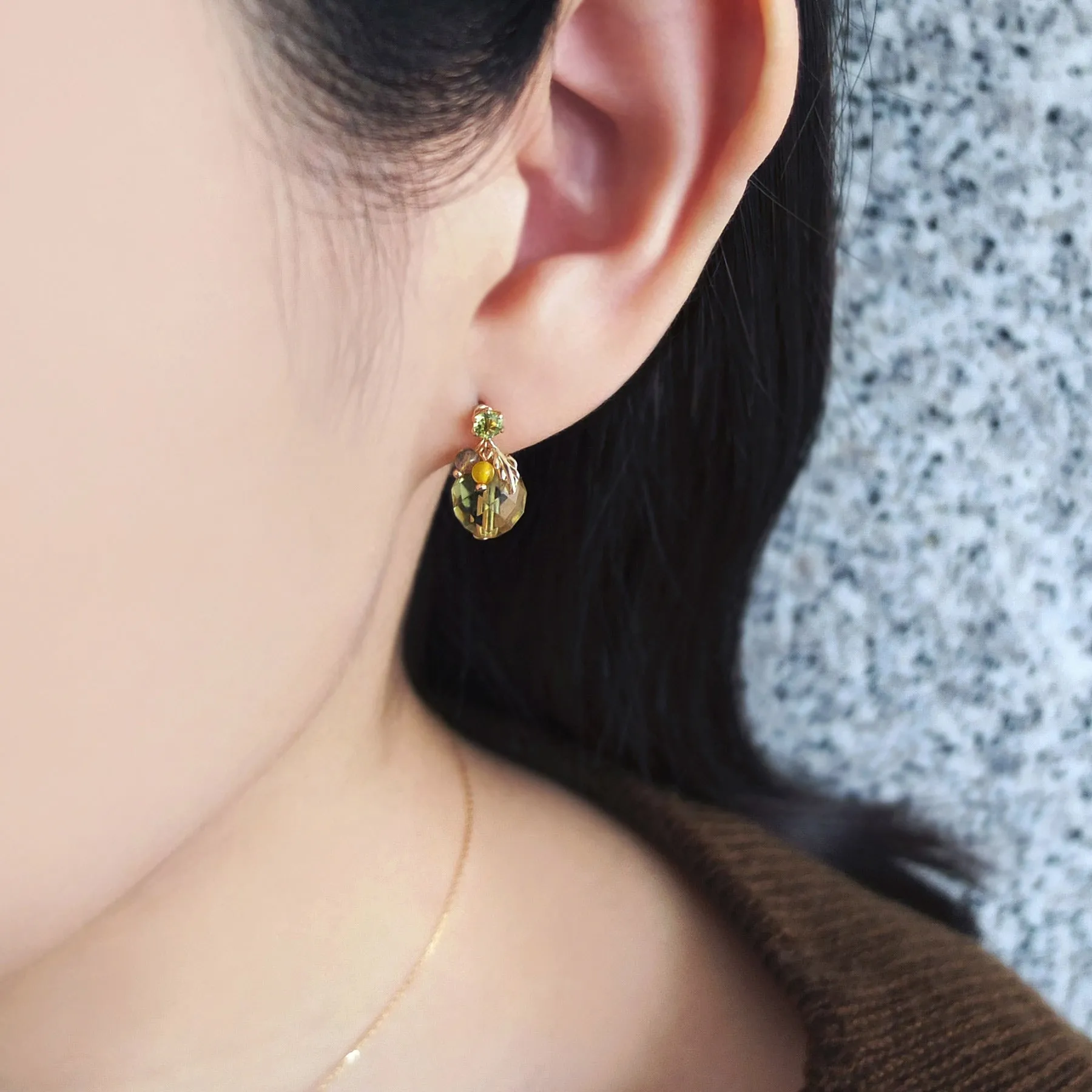 [Palette] 10K Yellow Gold Green Amber Charms