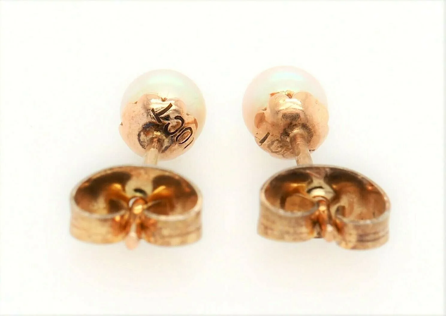 Pearl & 9ct Yellow Gold Stud Earrings Fine Elegant Jewellery Pierced Ears